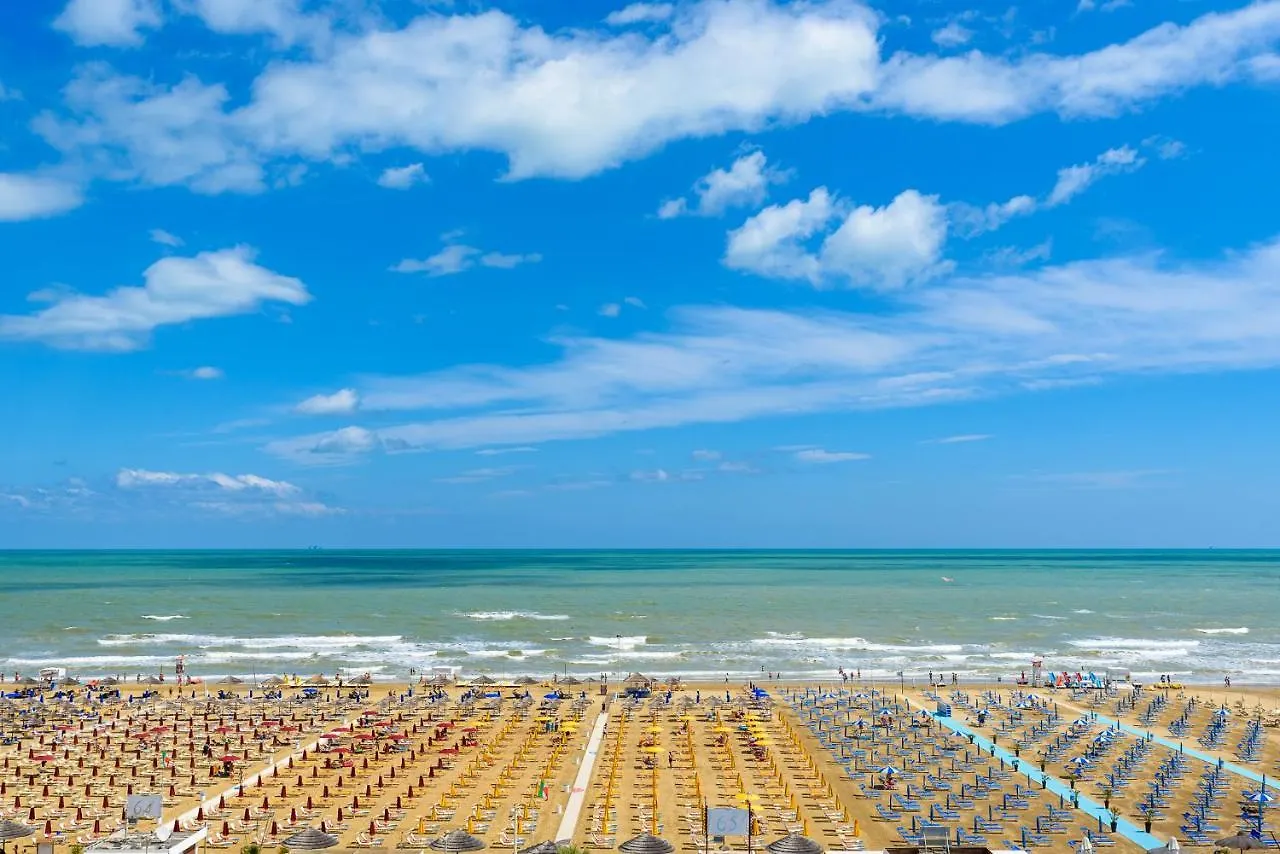 Hotel Audi Frontemare Rimini 3*,  Italien