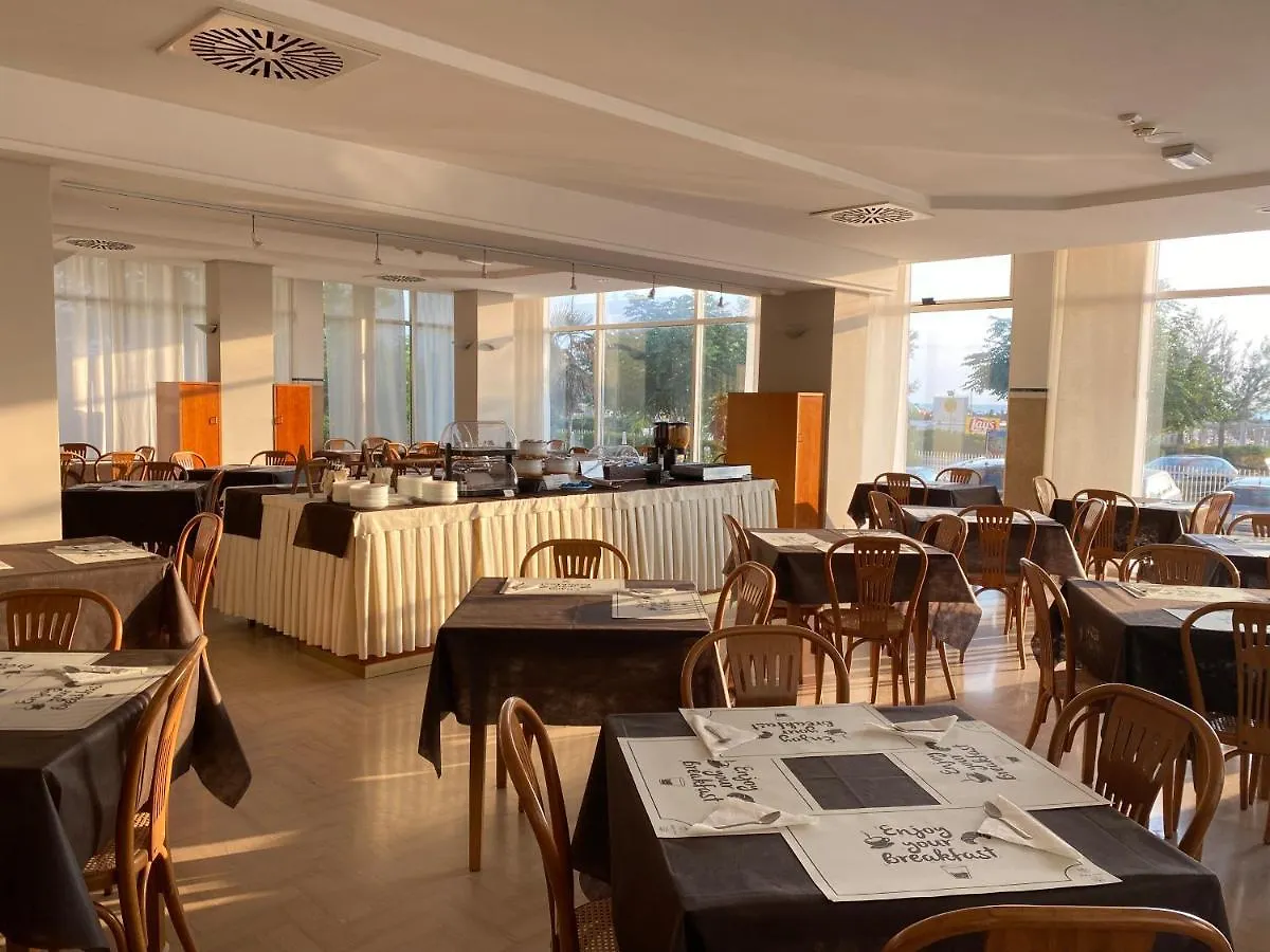 Hotel Audi Frontemare Rimini Italy
