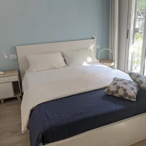 Una Casina Blu Sulla Spiaggia Viserba Appartamento