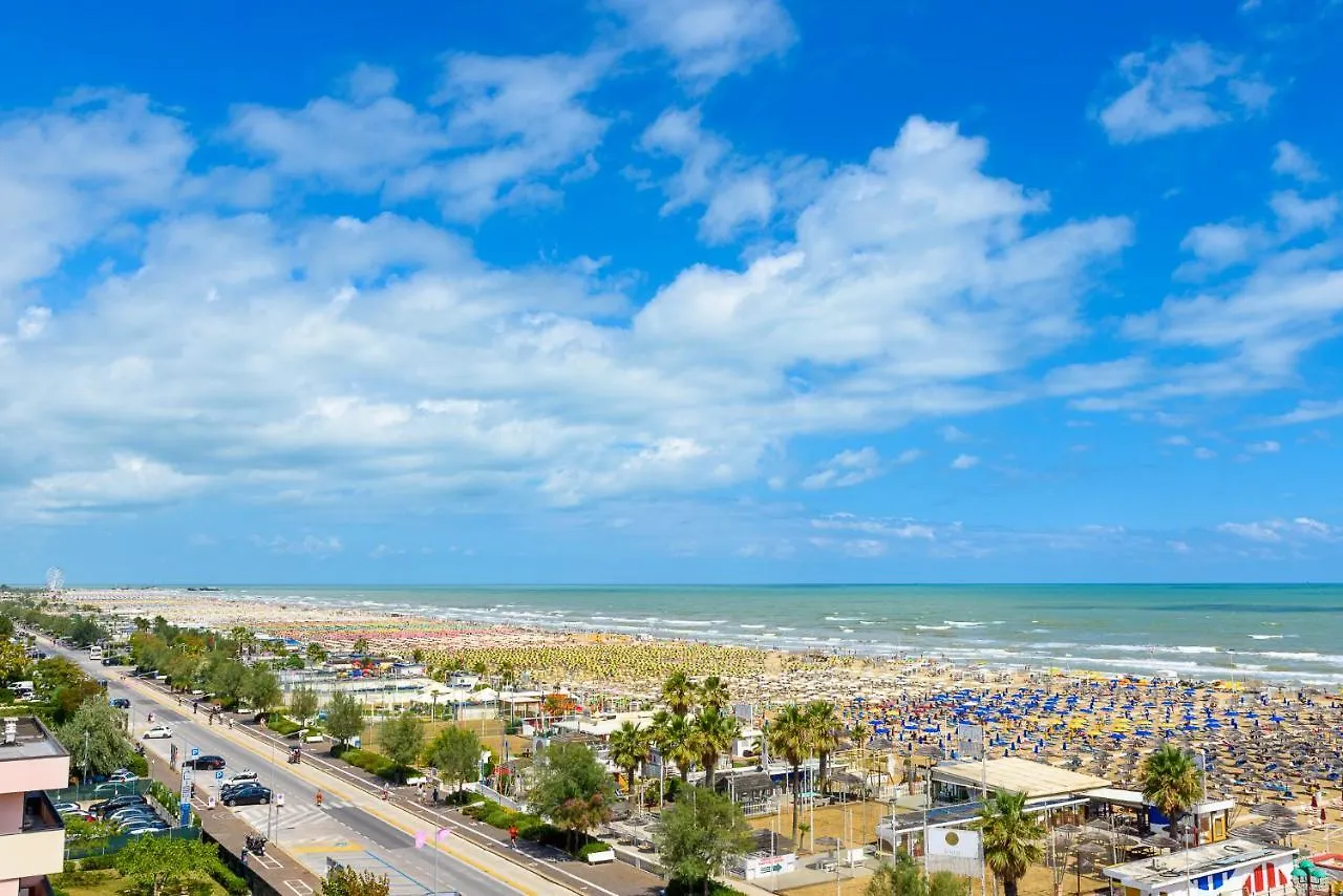 Hotel Audi Frontemare Rimini 3*,  Italia