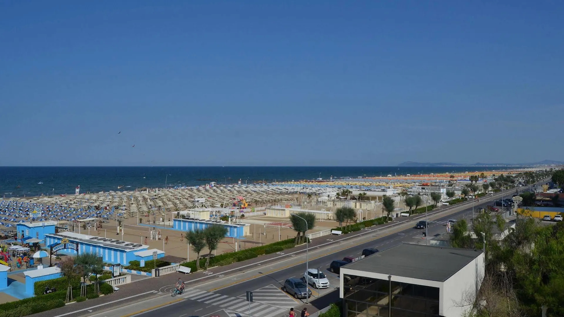 Hotel Audi Frontemare Rimini 3*,