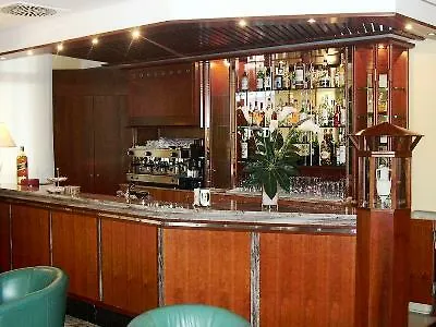 Hotel Audi Frontemare Римини